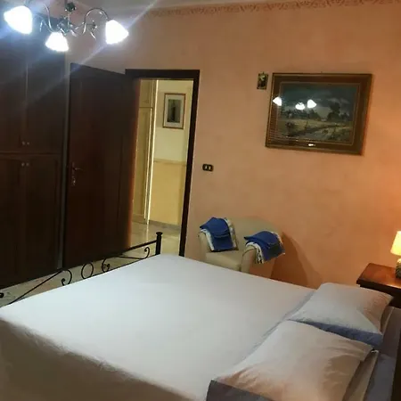 Privatunterkunft A Due Passi Da Zeus *